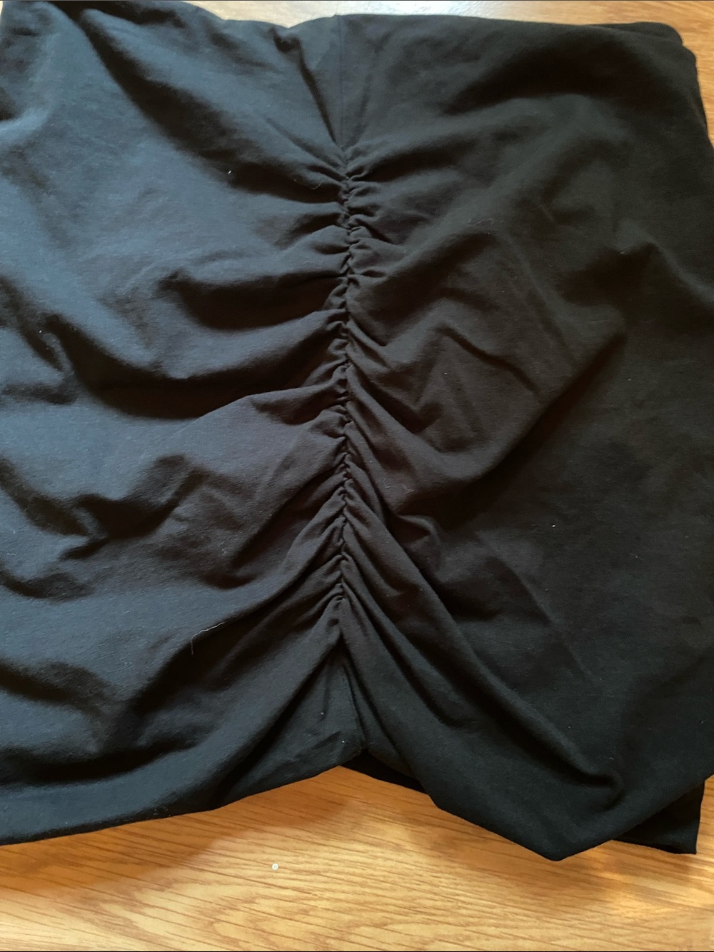 Black Ruched Tube Top - Picture 4 of 4